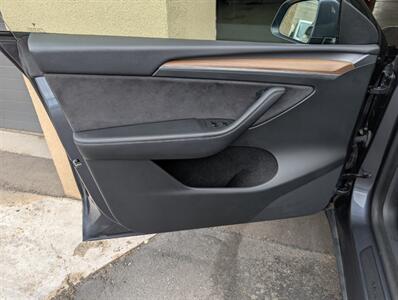 2023 Tesla Model Y Long Range   - Photo 18 - Bountiful, UT 84010