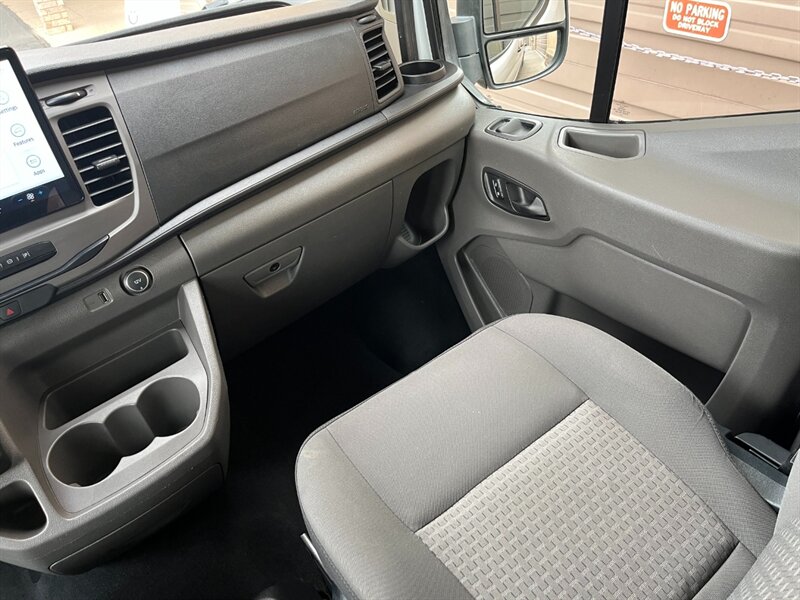 2022 Ford Transit 350 XLT * 15 Passenger - Photo 19 - St. George, UT 84770-2625
