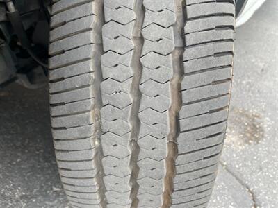 2022 Ford Transit 350 XLT * 15 Passenger - Photo 33 - St. George, UT 84770-2625