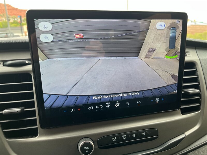 2022 Ford Transit 350 XLT * 15 Passenger - Photo 41 - St. George, UT 84770-2625