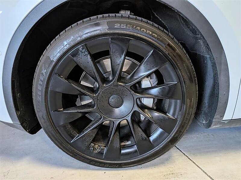 2021 Tesla Model Y Long Range FSD Capable - Photo 15 - Bountiful, UT 84010