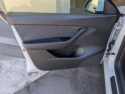 2021 Tesla Model Y Long Range   - Photo 18 - Bountiful, UT 84010