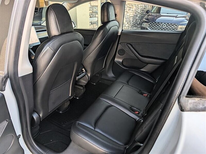 2021 Tesla Model Y Long Range FSD Capable - Photo 25 - Bountiful, UT 84010