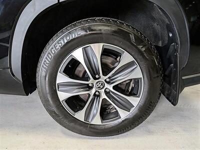 2025 Toyota Highlander Hybrid XLE - Photo 14 - Bountiful, UT 84010