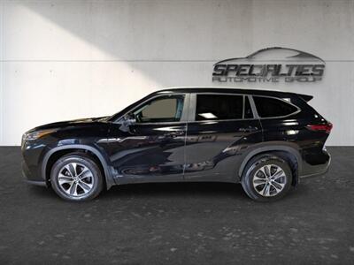 2025 Toyota Highlander Hybrid XLE   - Photo 7 - Bountiful, UT 84010