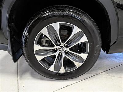 2025 Toyota Highlander Hybrid XLE   - Photo 13 - Bountiful, UT 84010