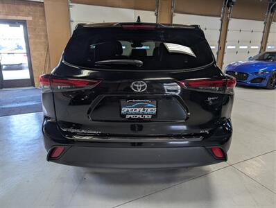 2025 Toyota Highlander Hybrid XLE   - Photo 9 - Bountiful, UT 84010