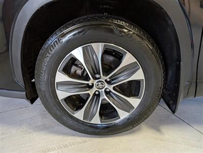 2025 Toyota Highlander Hybrid XLE   - Photo 15 - Bountiful, UT 84010