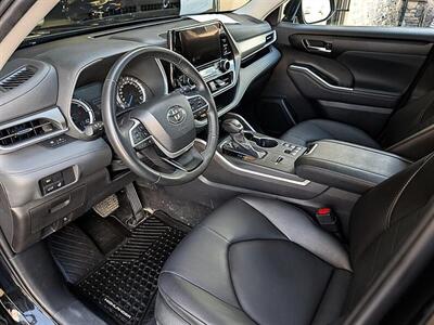 2025 Toyota Highlander Hybrid XLE   - Photo 2 - Bountiful, UT 84010