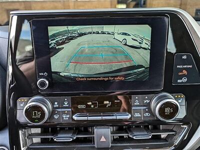 2025 Toyota Highlander Hybrid XLE - Photo 25 - Bountiful, UT 84010