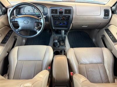 2002 Toyota 4Runner SR5   - Photo 5 - St. George, UT 84770-2625