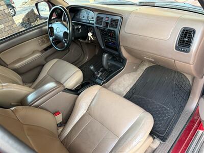 2002 Toyota 4Runner SR5   - Photo 7 - St. George, UT 84770-2625