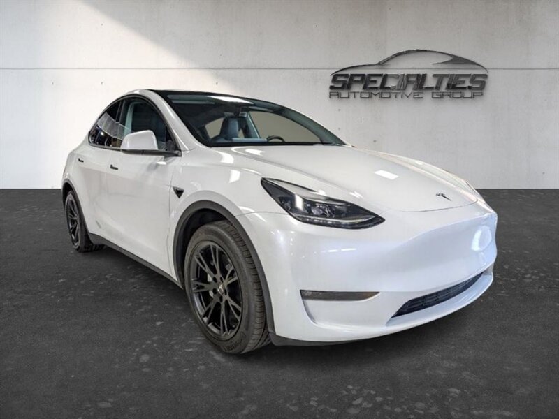 2023 Tesla Model Y Long Range   - Photo 1 - Bountiful, UT 84010