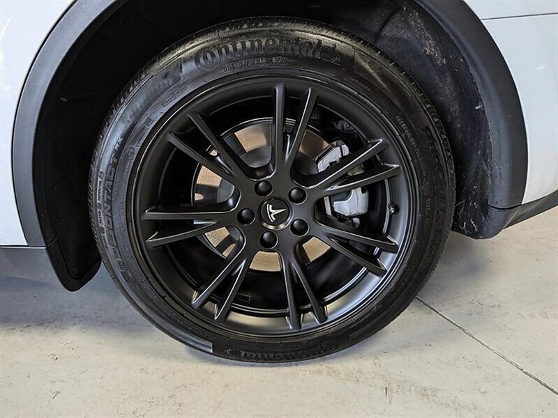 2023 Tesla Model Y Long Range - Photo 14 - Bountiful, UT 84010