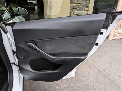2023 Tesla Model Y Long Range   - Photo 26 - Bountiful, UT 84010