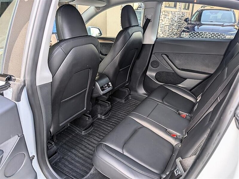 2023 Tesla Model Y Long Range - Photo 25 - Bountiful, UT 84010