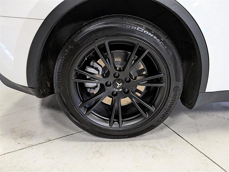 2023 Tesla Model Y Long Range - Photo 13 - Bountiful, UT 84010