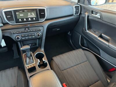 2021 Kia Sportage LX   - Photo 18 - St. George, UT 84770-2625