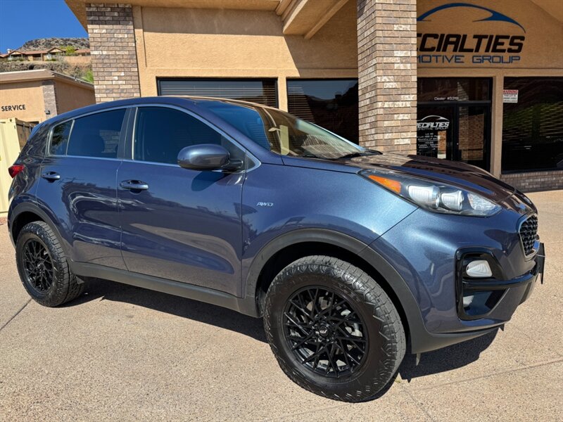 2021 Kia Sportage LX - Photo 1 - St. George, UT 84770-2625