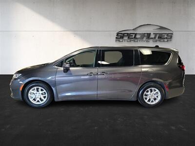 2023 Chrysler Pacifica Touring L   - Photo 7 - Bountiful, UT 84010