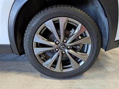 2021 Lexus UX 250h F SPORT   - Photo 14 - Bountiful, UT 84010