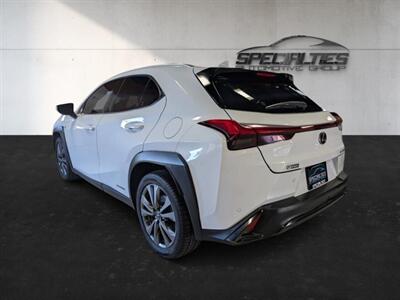 2021 Lexus UX 250h F SPORT   - Photo 8 - Bountiful, UT 84010