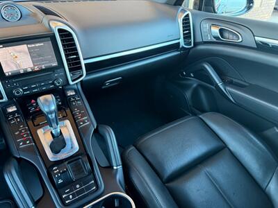 2018 Porsche Cayenne Platinum Edition   - Photo 18 - St. George, UT 84770-2625