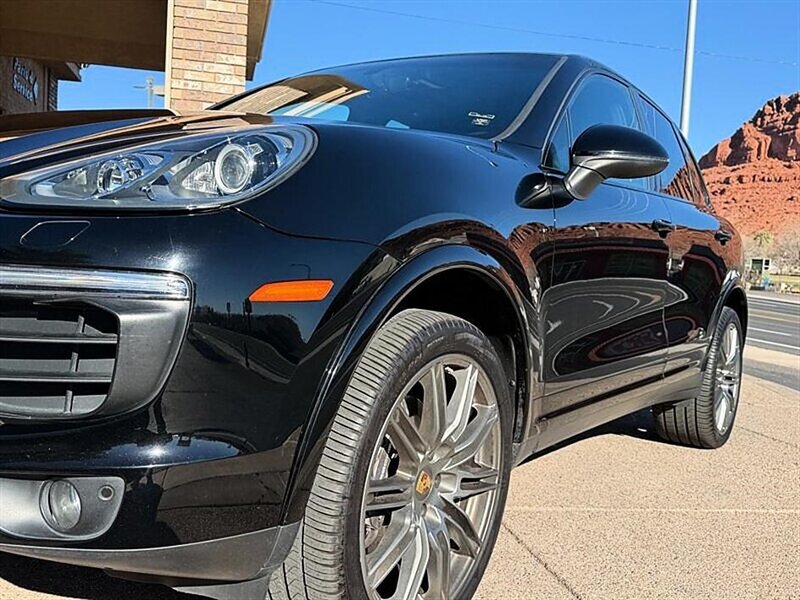 2018 Porsche Cayenne Platinum Edition - Photo 22 - Bountiful, UT 84010