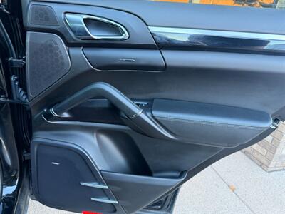 2018 Porsche Cayenne Platinum Edition   - Photo 52 - St. George, UT 84770-2625