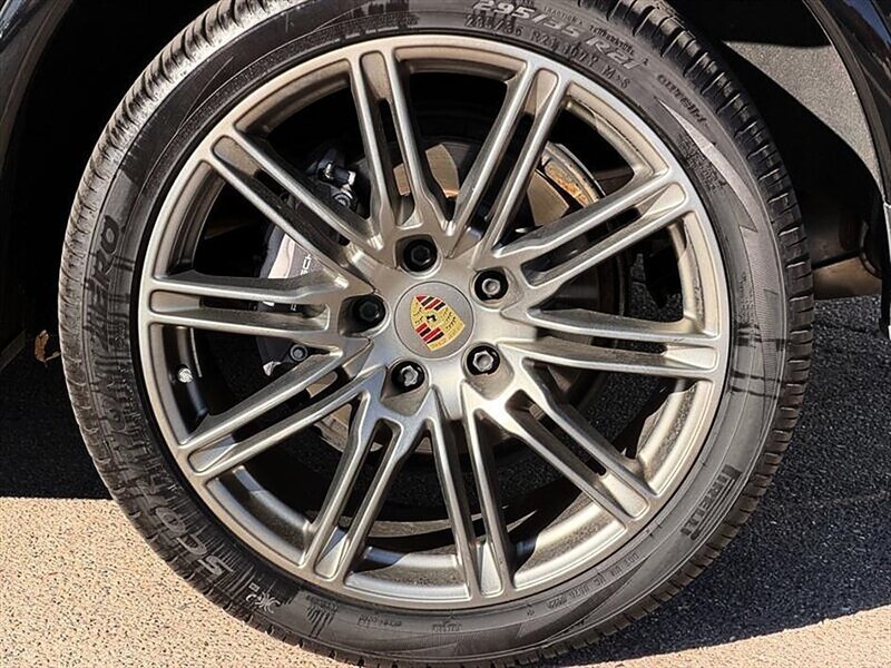 2018 Porsche Cayenne Platinum Edition - Photo 35 - Bountiful, UT 84010