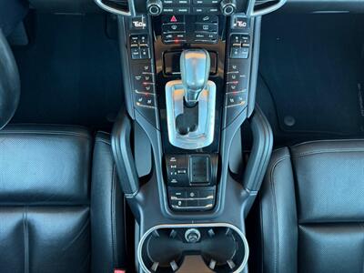 2018 Porsche Cayenne Platinum Edition   - Photo 45 - St. George, UT 84770-2625
