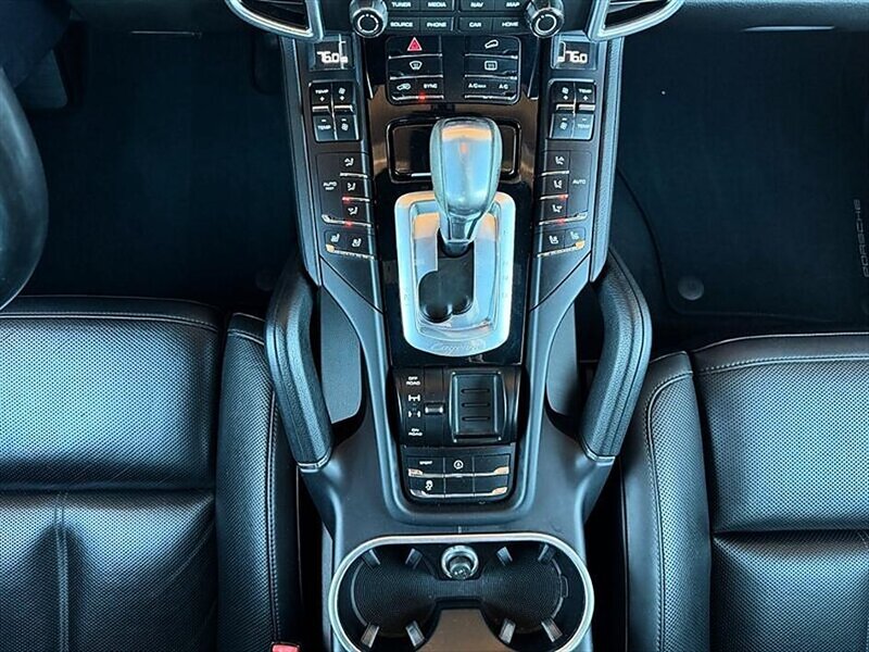 2018 Porsche Cayenne Platinum Edition - Photo 45 - Bountiful, UT 84010