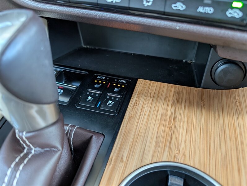 2019 Lexus RX 350L 7-Seater - Photo 24 - Bountiful, UT 84010