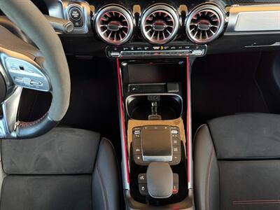 2023 Mercedes-Benz GLB AMG 35   - Photo 44 - St. George, UT 84770-2625