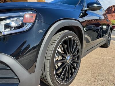 2023 Mercedes-Benz GLB AMG 35   - Photo 28 - St. George, UT 84770-2625
