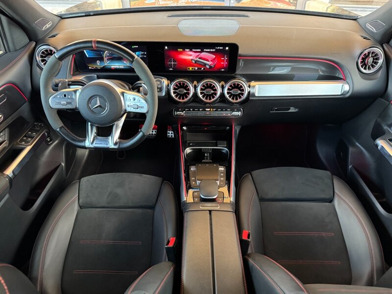 2023 Mercedes Benz GLB AMG 35 photo 2