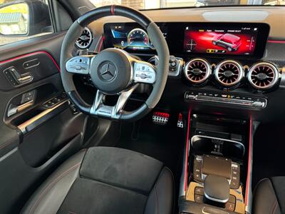 2023 Mercedes-Benz GLB AMG 35   - Photo 17 - St. George, UT 84770-2625