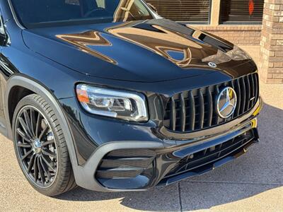 2023 Mercedes-Benz GLB AMG 35   - Photo 10 - St. George, UT 84770-2625