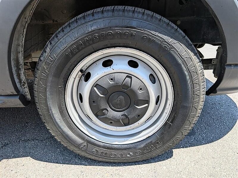2018 Ford Transit 350 XL 12-Passenger - Photo 12 - Bountiful, UT 84010