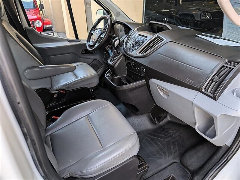 2018 Ford Transit 350 XL 12-Passenger - Photo 4 - Bountiful, UT 84010