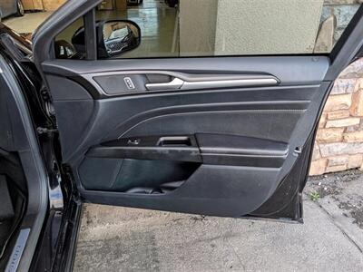 2019 Ford Fusion Hybrid Titanium   - Photo 30 - Bountiful, UT 84010
