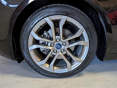 2019 Ford Fusion Hybrid Titanium   - Photo 12 - Bountiful, UT 84010