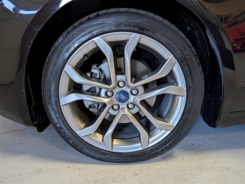 2019 Ford Fusion Hybrid Titanium   - Photo 12 - Bountiful, UT 84010