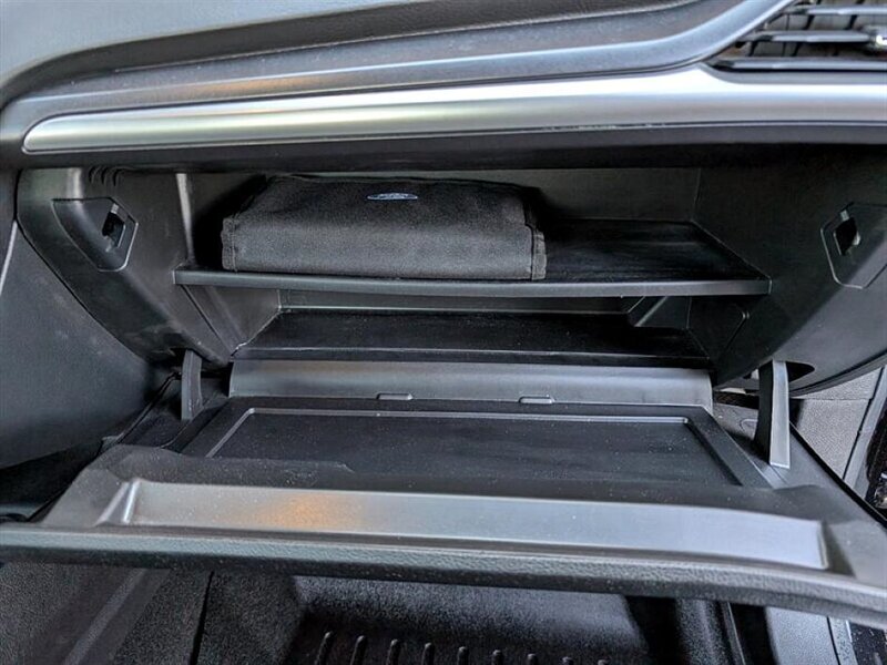 2019 Ford Fusion Hybrid Titanium   - Photo 29 - Bountiful, UT 84010