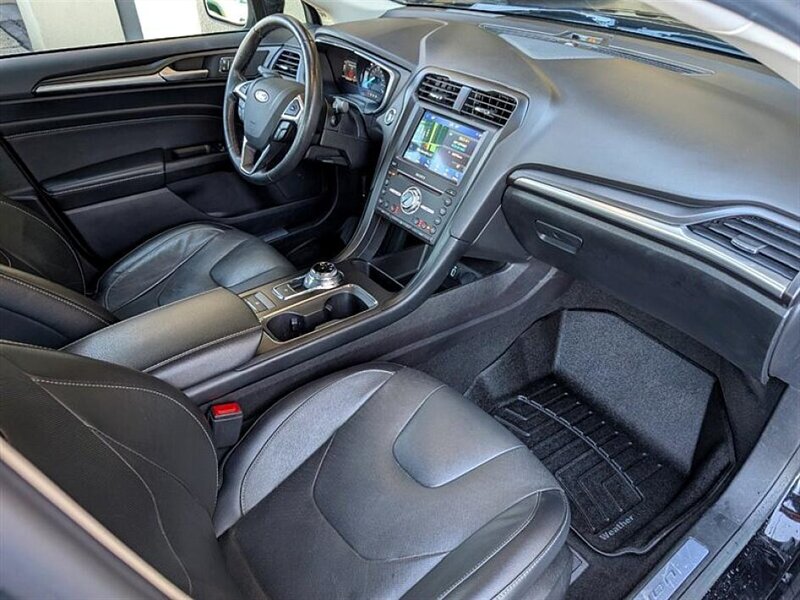 2019 Ford Fusion Hybrid Titanium   - Photo 28 - Bountiful, UT 84010