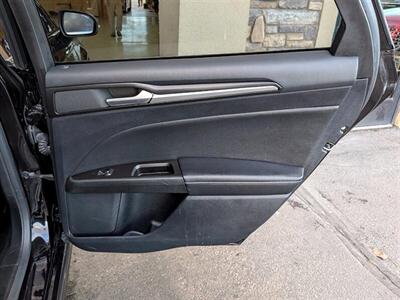 2019 Ford Fusion Hybrid Titanium   - Photo 28 - Bountiful, UT 84010