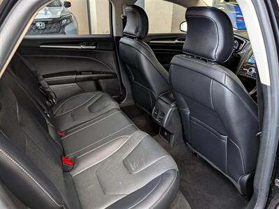 2019 Ford Fusion Hybrid Titanium   - Photo 29 - Bountiful, UT 84010