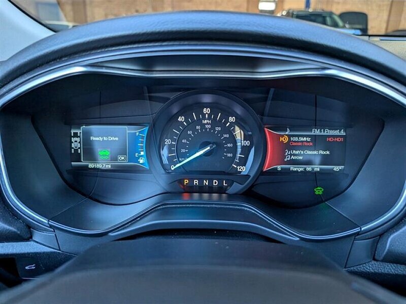 2019 Ford Fusion Hybrid Titanium   - Photo 22 - Bountiful, UT 84010