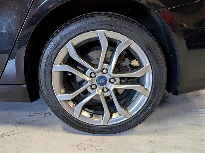 2019 Ford Fusion Hybrid Titanium   - Photo 11 - Bountiful, UT 84010