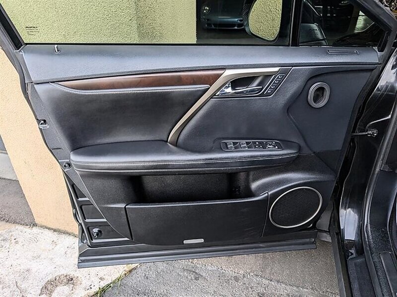 2021 Lexus RX450h AWD - Photo 18 - Bountiful, UT 84010